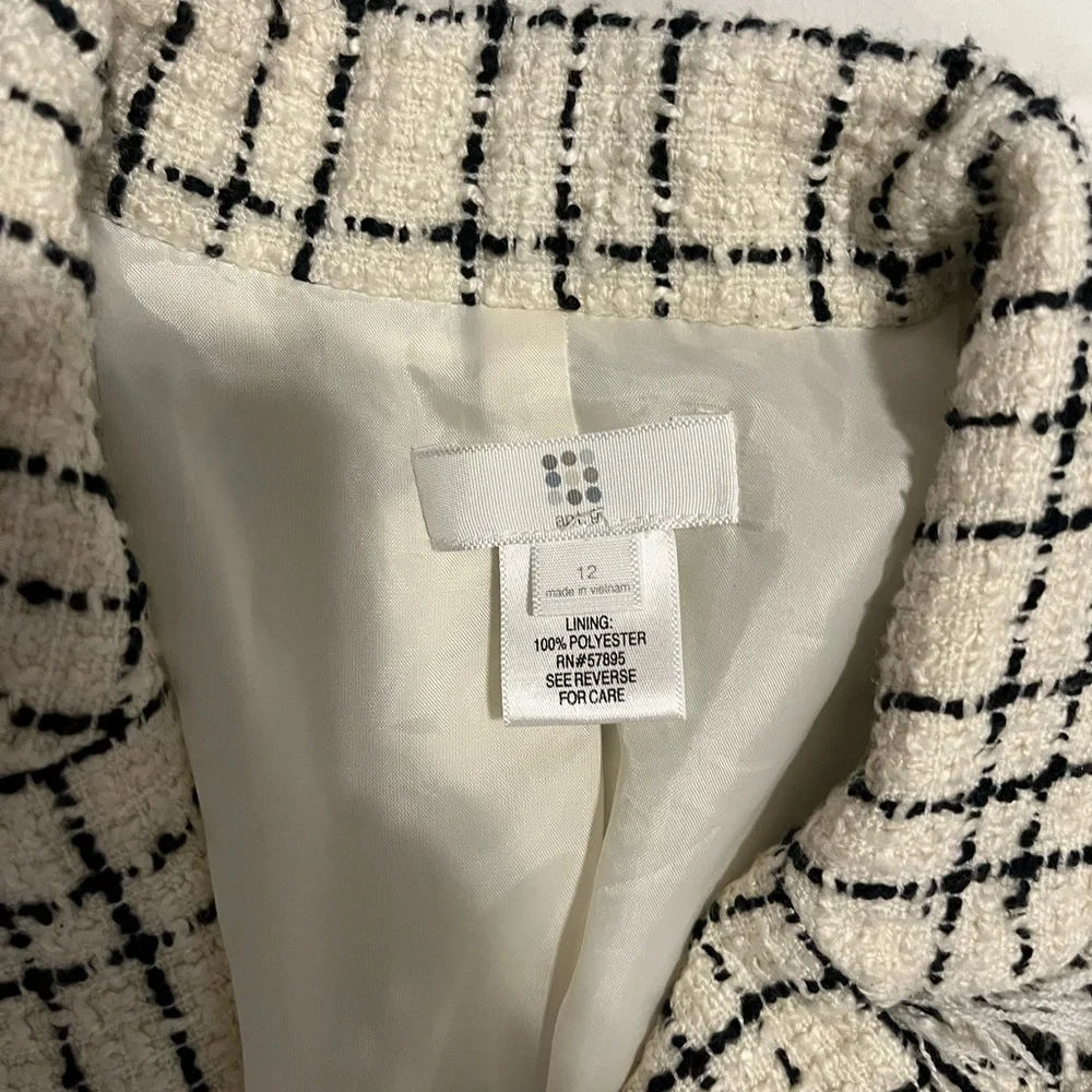 Apt. 9 Cream and Black Windowpane Tweed Blazer - Picture 2 of 5